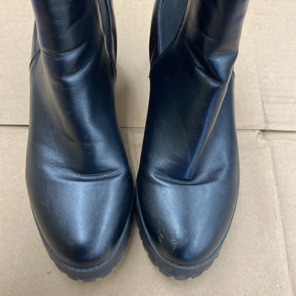 Public Desire Aida Black Chunky Sole Chelsea Ankle Boot Black Women's Size 8 - Picture 7 of 7